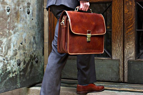 Шкіряні портфелі для стильних і ділових чоловіків