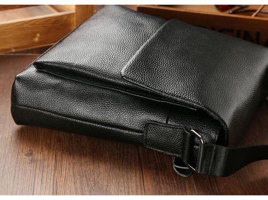 Мужской кожаный коричневый мессенджер Tiding Bag A25-1278C