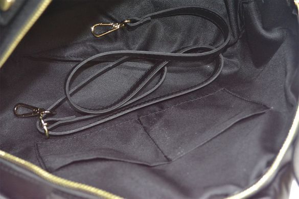 Жіноча шкіряна сумка Italian fabric bags 2205 black